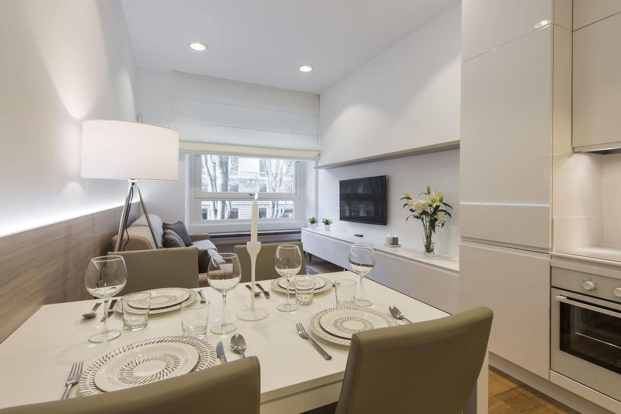 Milan Royal Suites Exterior foto